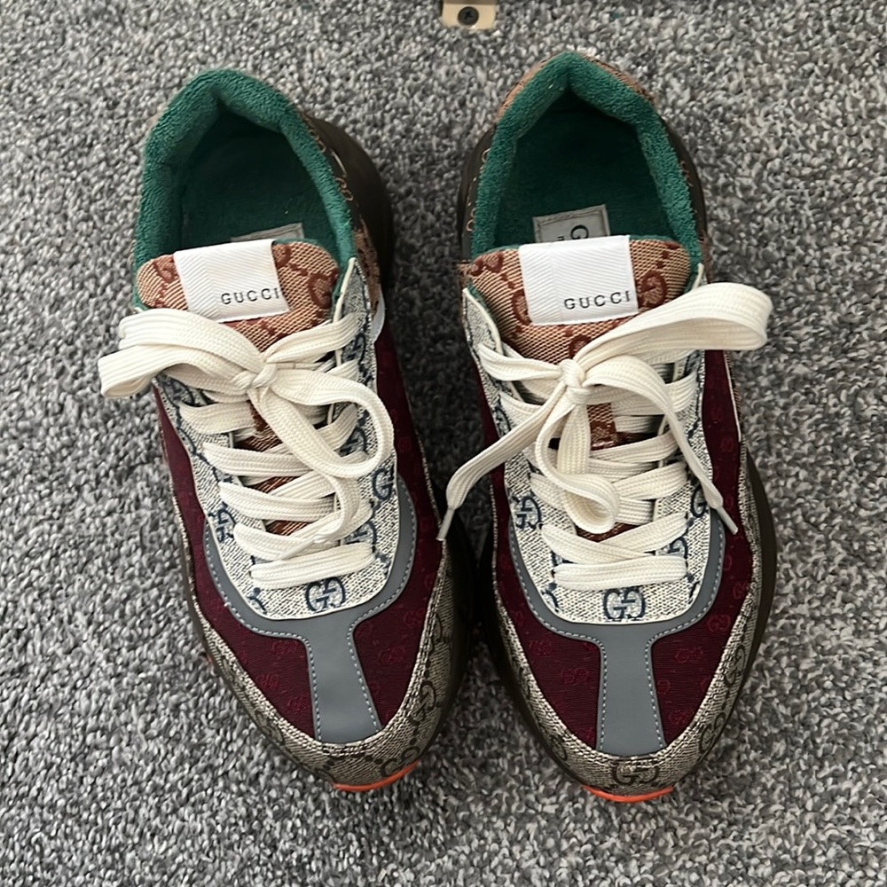 Gucci